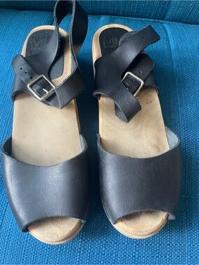 Mia Anja Open Toe Clogs 39
